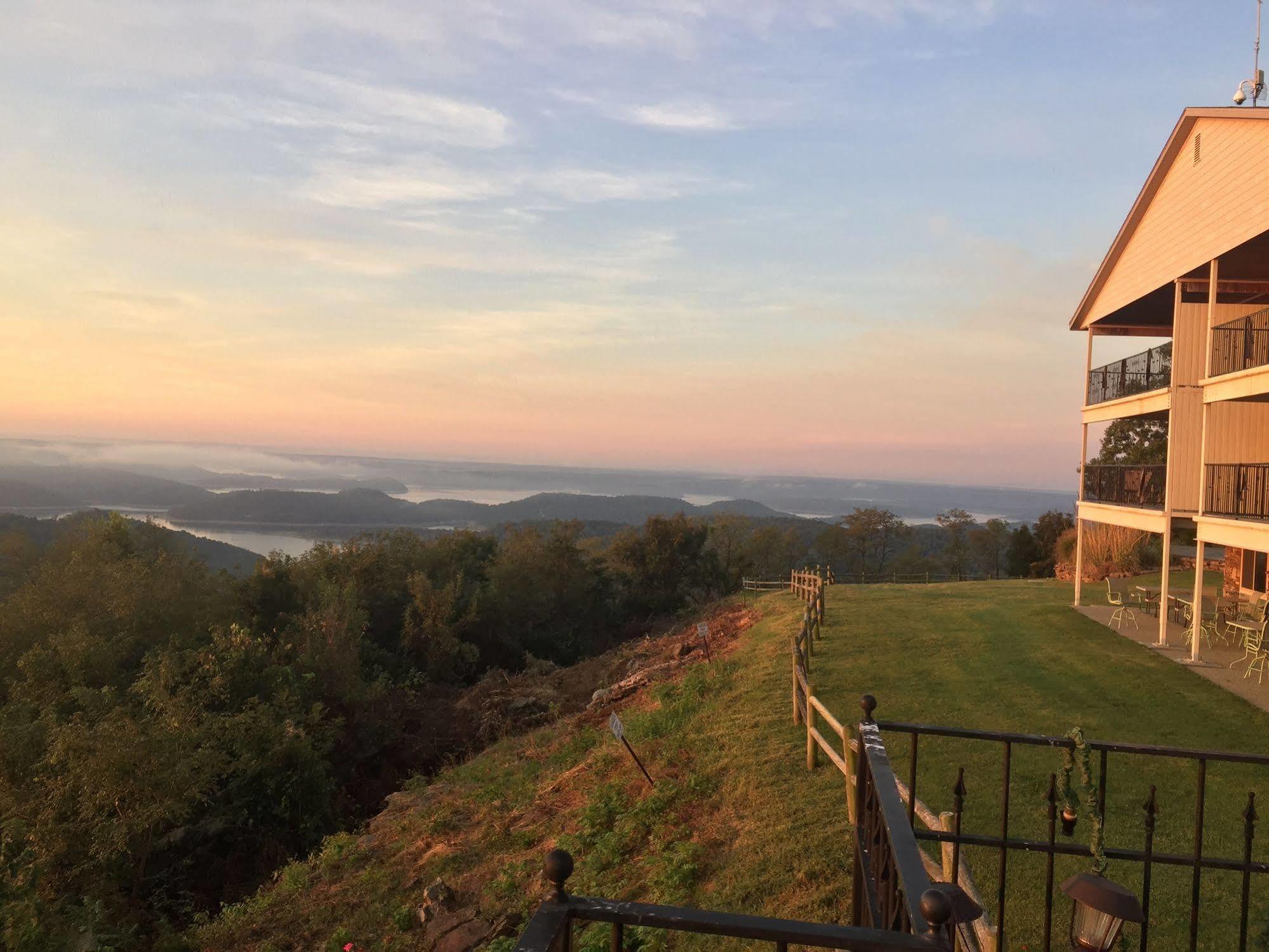 Whitney Mountain Lodge Lost Bridge Village Ngoại thất bức ảnh